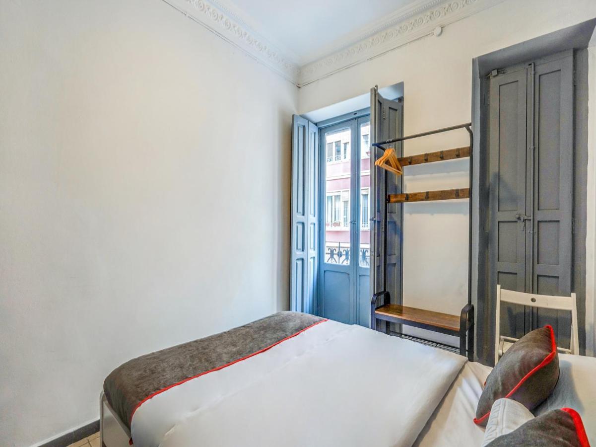 Oyo Ruzafa Guesthouse Valenza Esterno foto