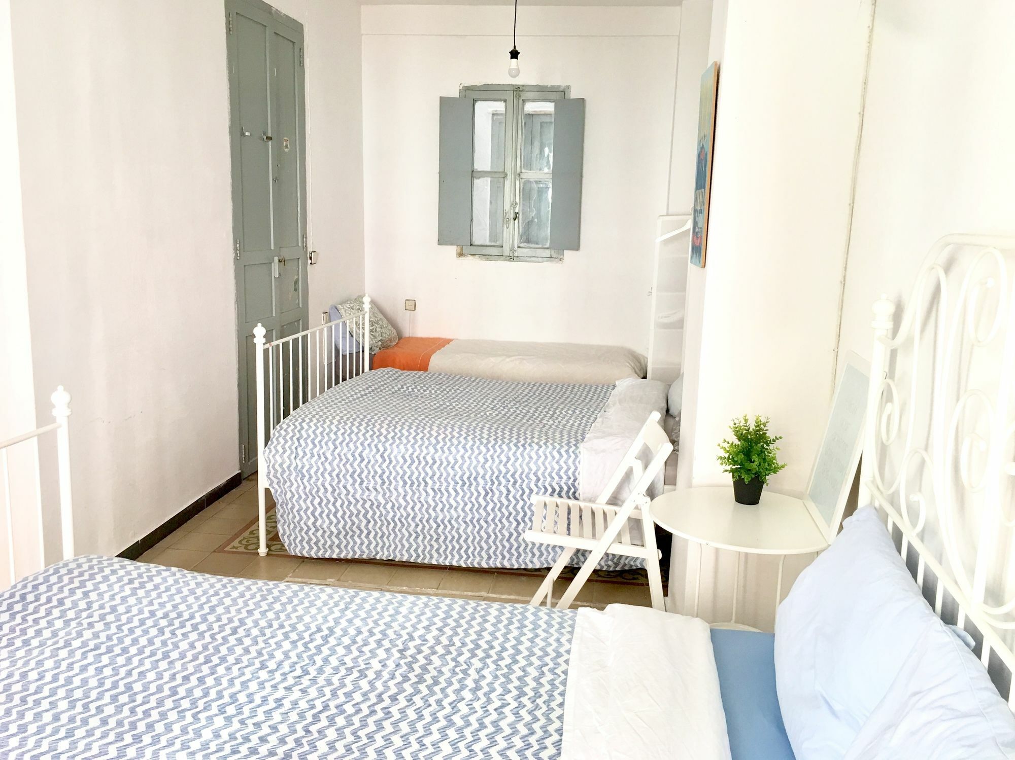 Oyo Ruzafa Guesthouse Valenza Esterno foto